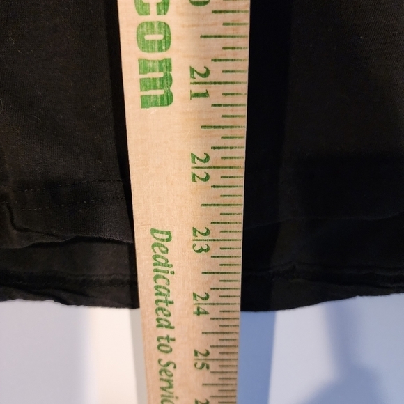 Liquid Blue AC/DC Black Guitar T-shirt SHort Sleeve Graphic Crew Neck sz Md - Picture 6 of 6